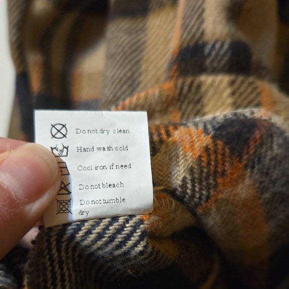 Plaid Button-Up Shacket - Picture 4 of 4